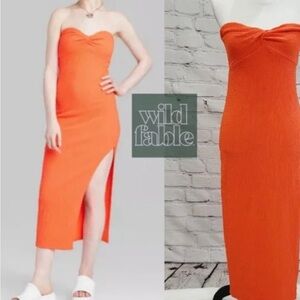 Priced low! 📣BOGO any closet item equal/less value Neon tube dress w/slit! NWOT